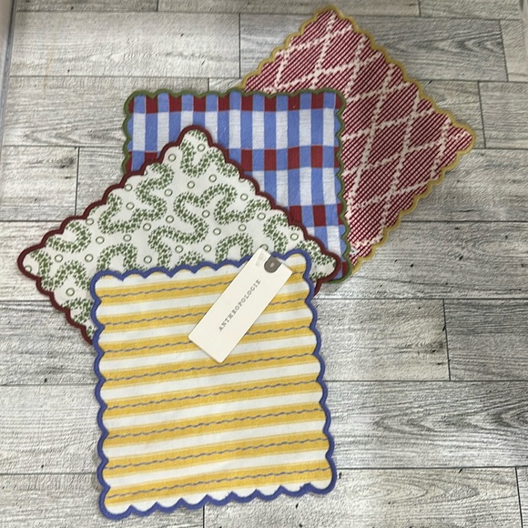 Anthropologie Other - Anthropologie Matilda Goad & Co. Cocktail napkins set of 4 size 6” square